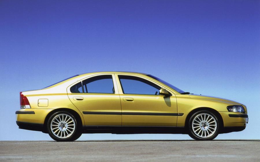  Volvo S60 2000 года  (фото 7 из 37)